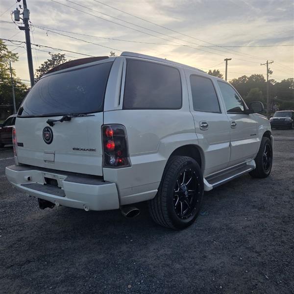 Cadillac Escalade AWD 2002