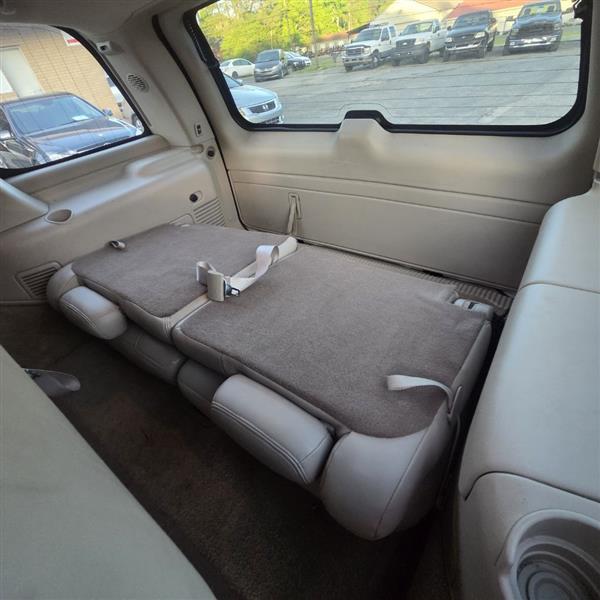Cadillac Escalade AWD 2002