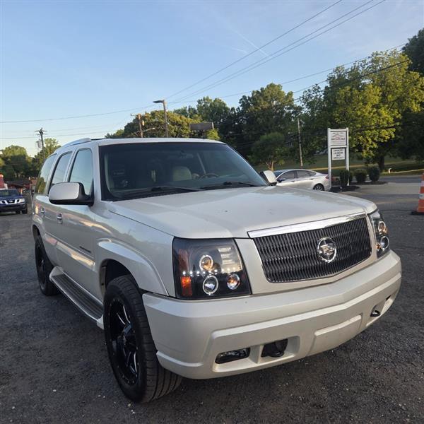 Cadillac Escalade AWD 2002