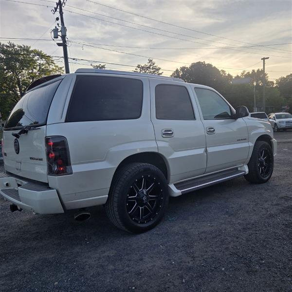 Cadillac Escalade AWD 2002