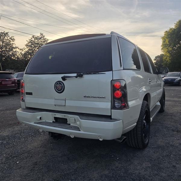 Cadillac Escalade AWD 2002