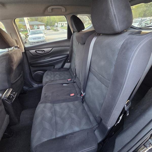 Nissan Rogue S AWD 2014