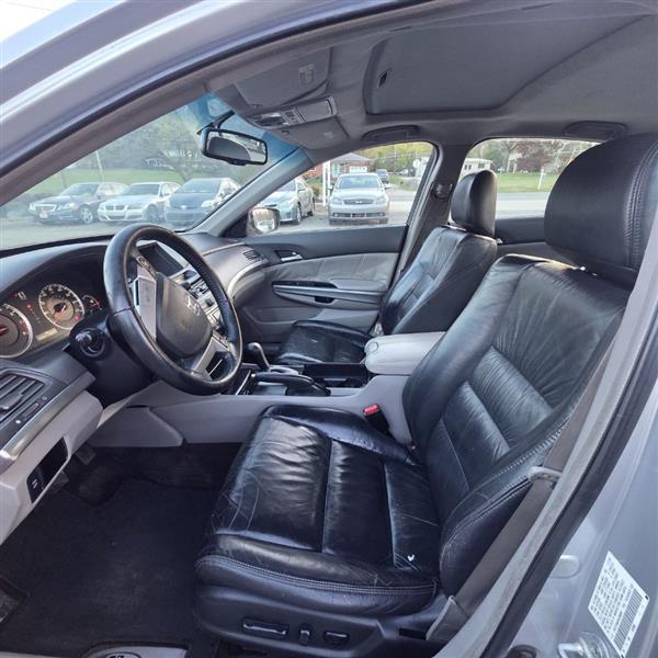 Honda Accord EX-L V-6 Sedan AT 2008