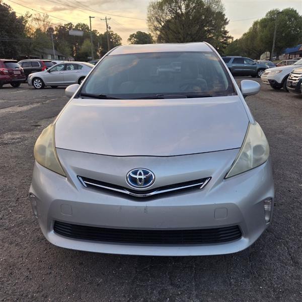Toyota Prius V Three 2012