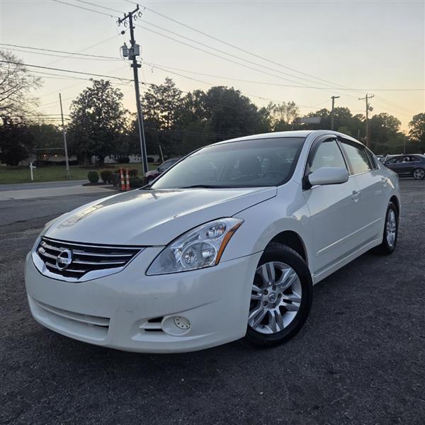 Nissan Altima 2.5 S 2010