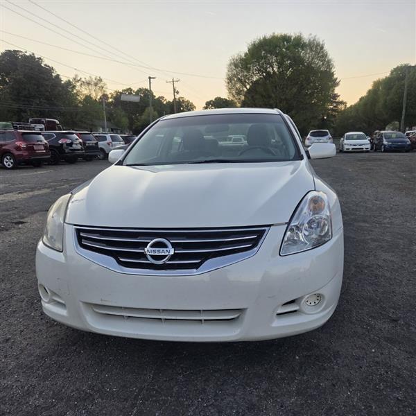 Nissan Altima 2.5 S 2010