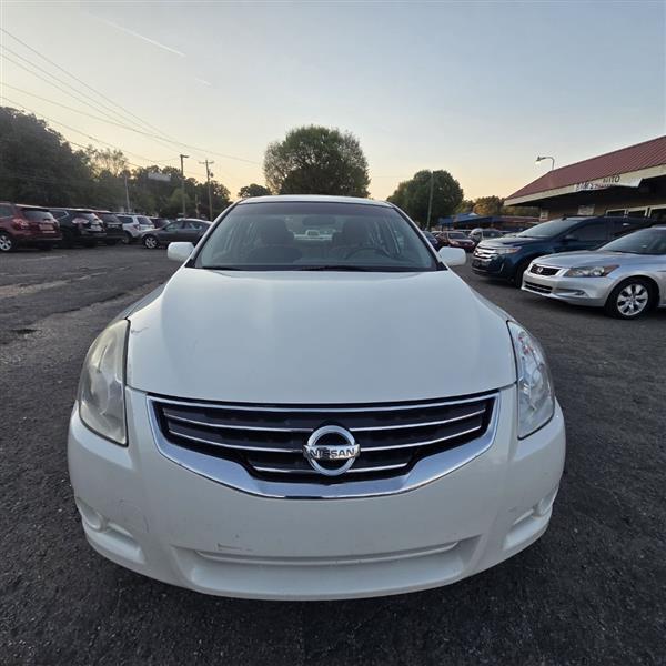 Nissan Altima 2.5 S 2010