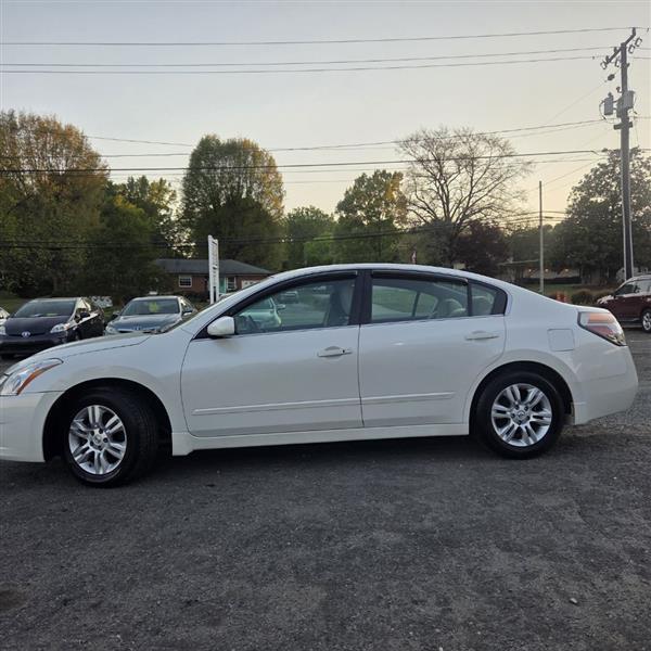 Nissan Altima 2.5 S 2010