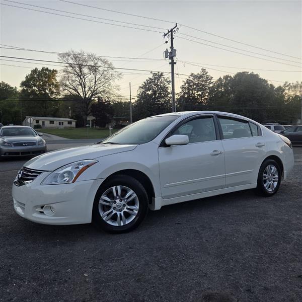 Nissan Altima 2.5 S 2010