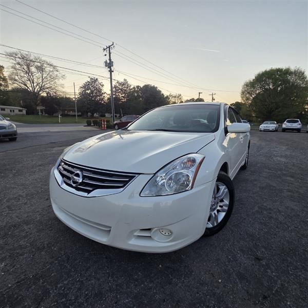 Nissan Altima 2.5 S 2010