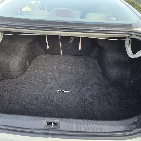 Nissan Altima 2.5 S 2010