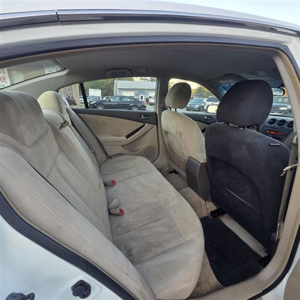 Nissan Altima 2.5 S 2010