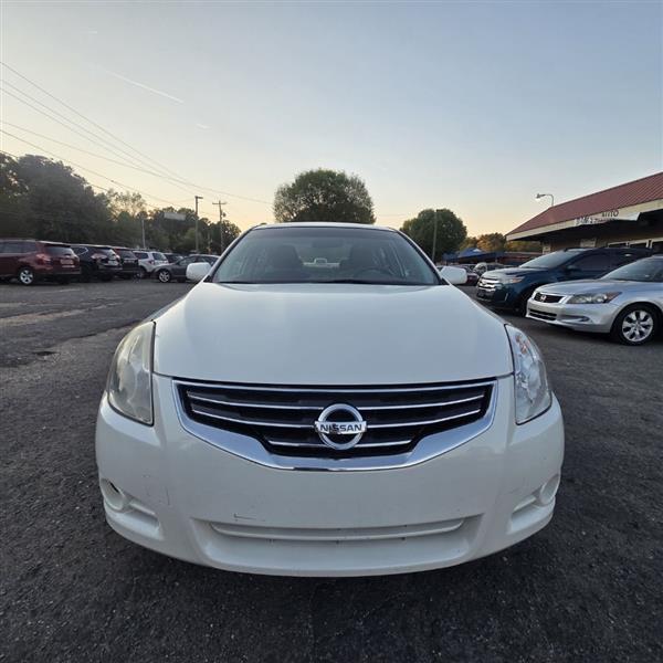 Nissan Altima 2.5 S 2010