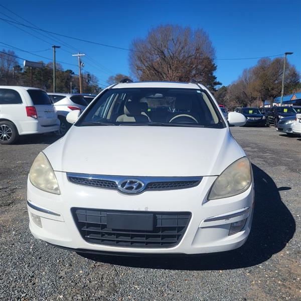 Hyundai Elantra Touring GLS Manual 2011