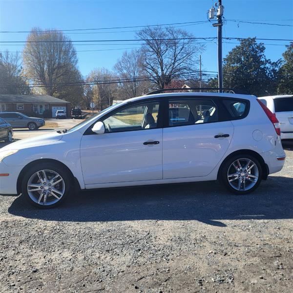 Hyundai Elantra Touring GLS Manual 2011