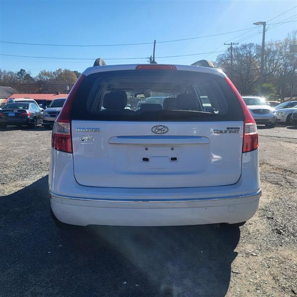 Hyundai Elantra Touring GLS Manual 2011