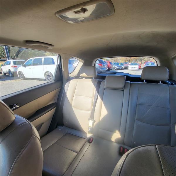 Hyundai Elantra Touring GLS Manual 2011