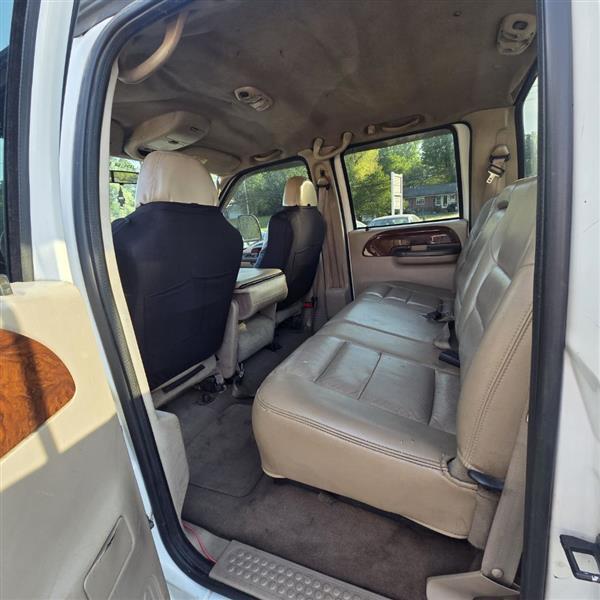 Ford F-350 SD XL Crew Cab 4WD DRW 2003