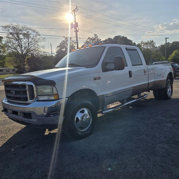 Ford F-350 SD XL Crew Cab 4WD DRW 2003