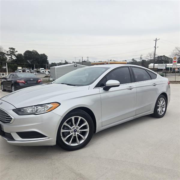 Ford Fusion SE 2017