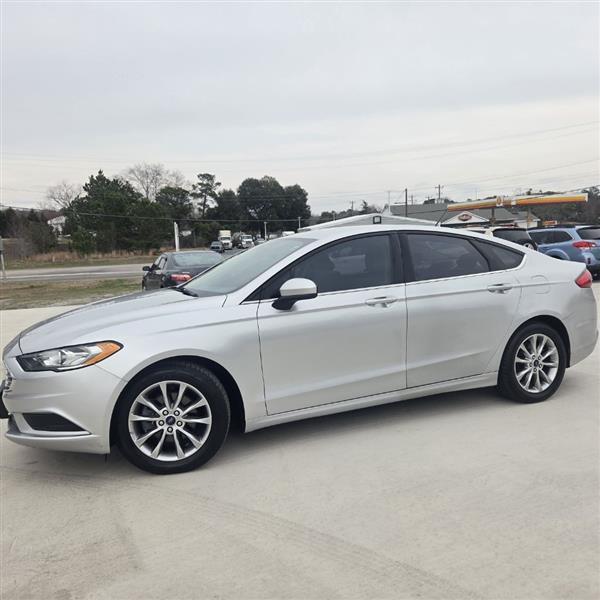 Ford Fusion SE 2017