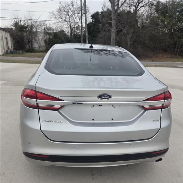 Ford Fusion SE 2017