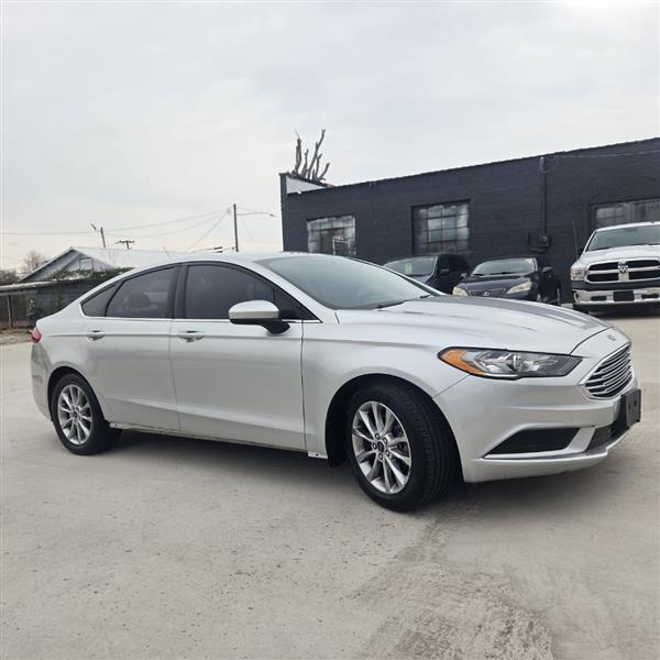 Ford Fusion SE 2017