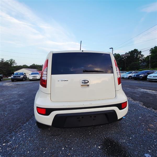 Kia Soul Base 2012