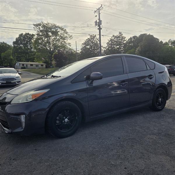 Toyota Prius Prius V 2012