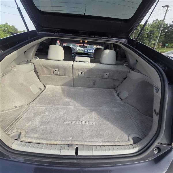 Toyota Prius Prius V 2012