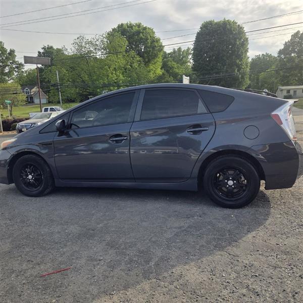 Toyota Prius Prius V 2012