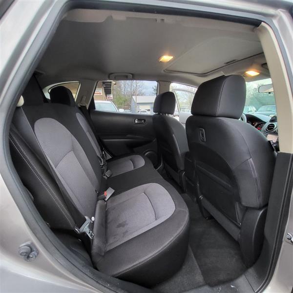 Nissan Rogue S AWD 2013