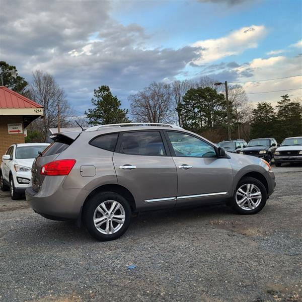Nissan Rogue S AWD 2013