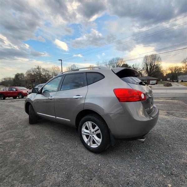 Nissan Rogue S AWD 2013