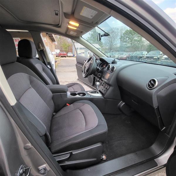 Nissan Rogue S AWD 2013