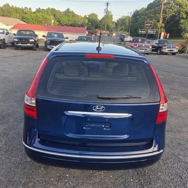 Hyundai Elantra Touring GLS Manual 2012