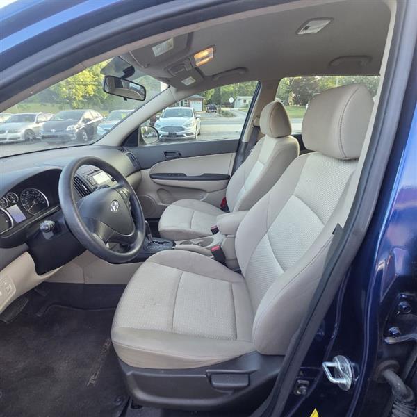 Hyundai Elantra Touring GLS Manual 2012