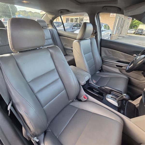 Honda Accord EX-L V-6 Sedan AT 2008