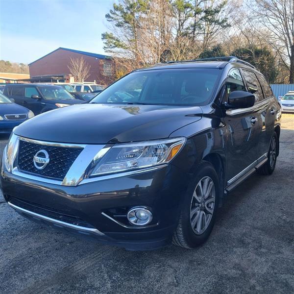 Nissan Pathfinder SL 2WD 2015