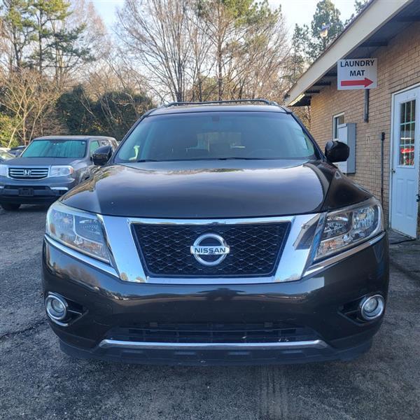 Nissan Pathfinder SL 2WD 2015