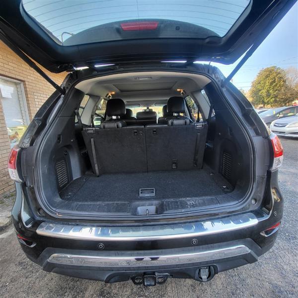 Nissan Pathfinder SL 2WD 2015