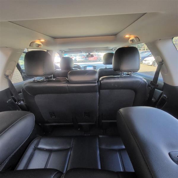Nissan Pathfinder SL 2WD 2015