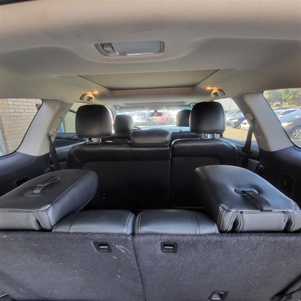 Nissan Pathfinder SL 2WD 2015
