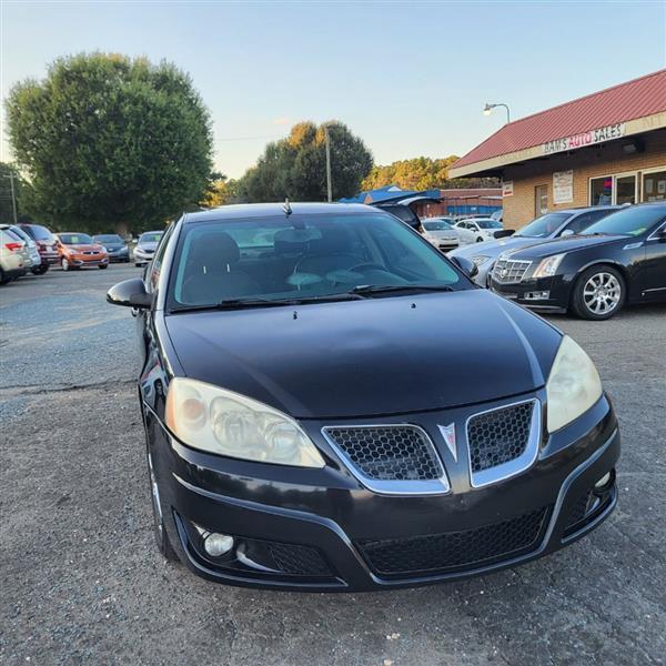 Pontiac G6 Base 2010