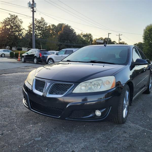 Pontiac G6 Base 2010