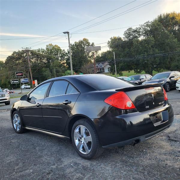 Pontiac G6 Base 2010