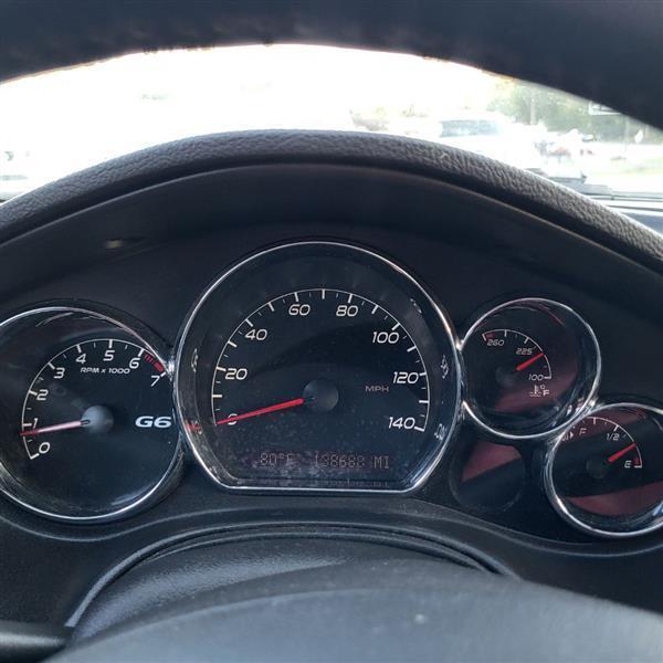 Pontiac G6 Base 2010