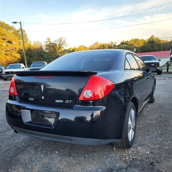 Pontiac G6 Base 2010