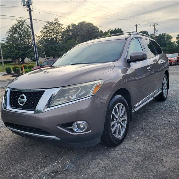 Nissan Pathfinder S 4WD 2014