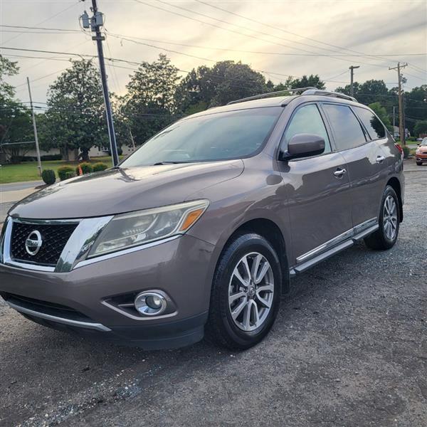 Nissan Pathfinder S 4WD 2014